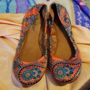 Flats/paisley pattern